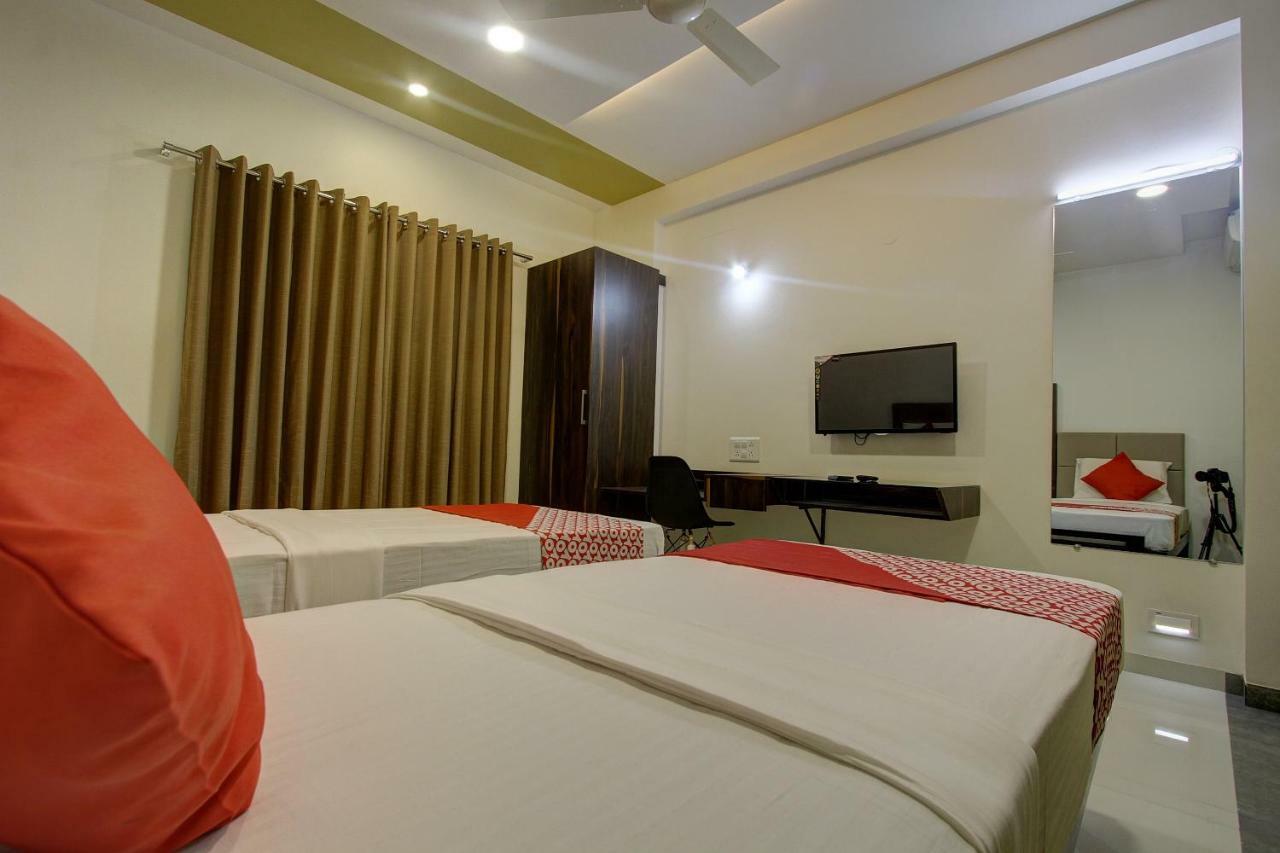 Oyo 39568 Alekha Gateway Hotel Sirsi Ngoại thất bức ảnh