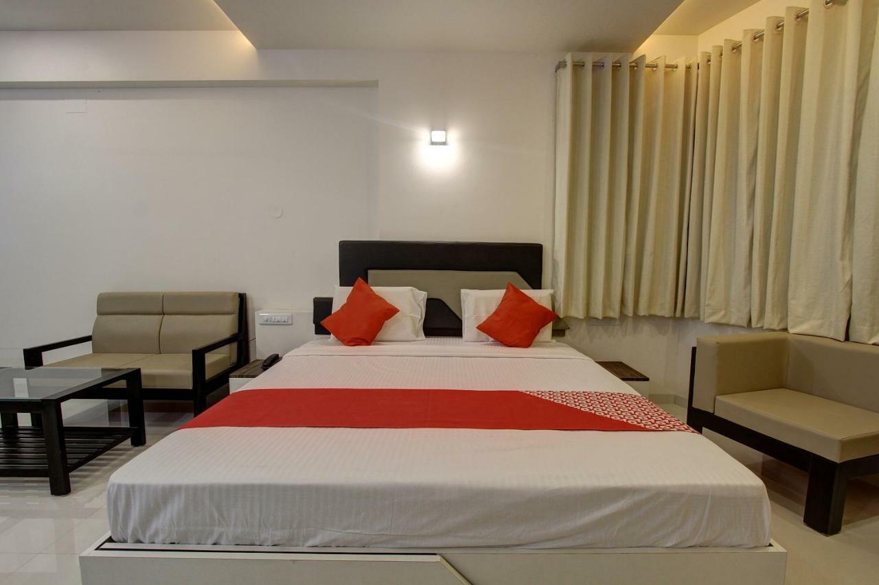 Oyo 39568 Alekha Gateway Hotel Sirsi Ngoại thất bức ảnh