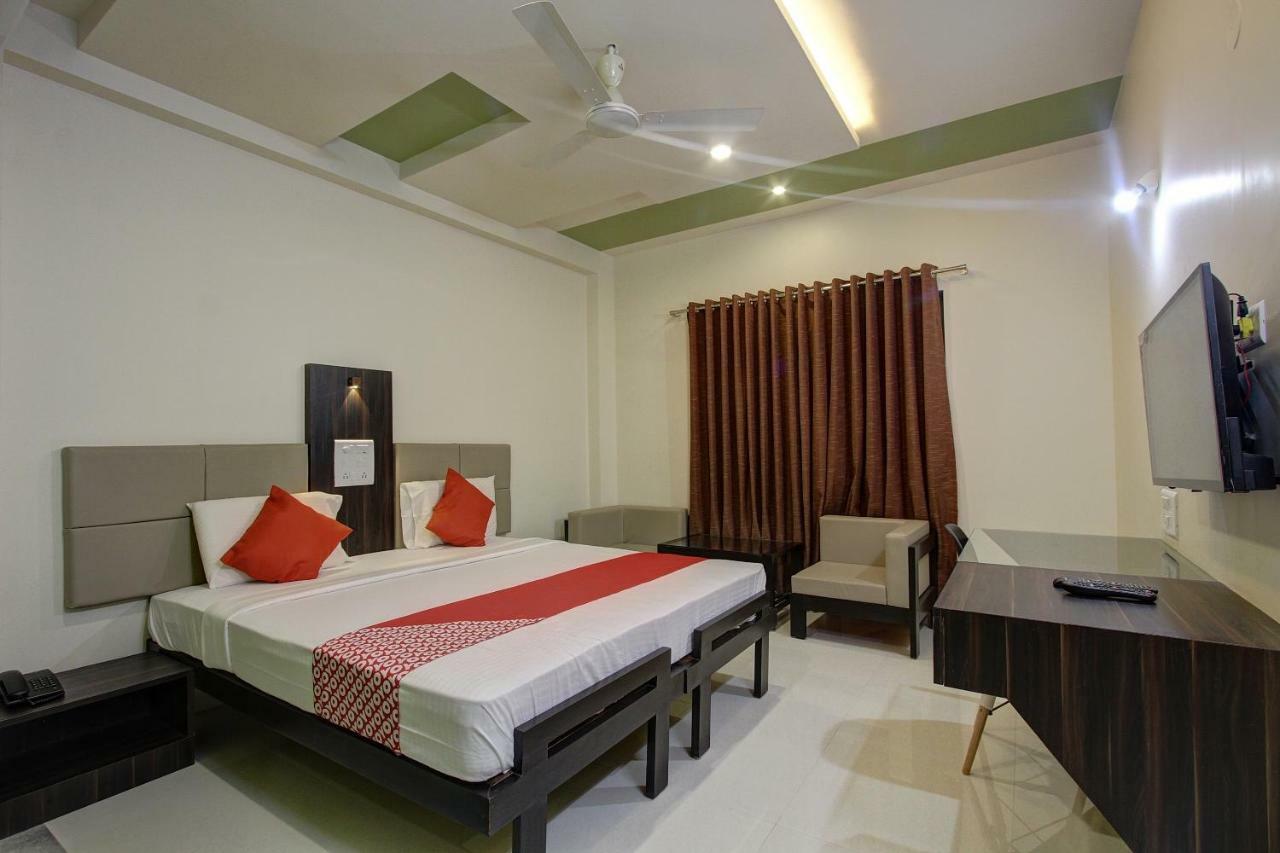 Oyo 39568 Alekha Gateway Hotel Sirsi Ngoại thất bức ảnh